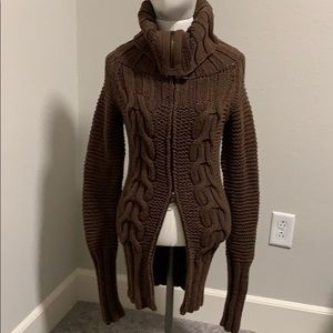 Guess sweater
